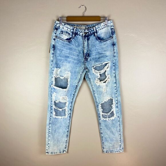Machine Pour-neuf-Mode NWT super distressed,slim leg, light wash, denim jeans 30 - Picture 1 of 11